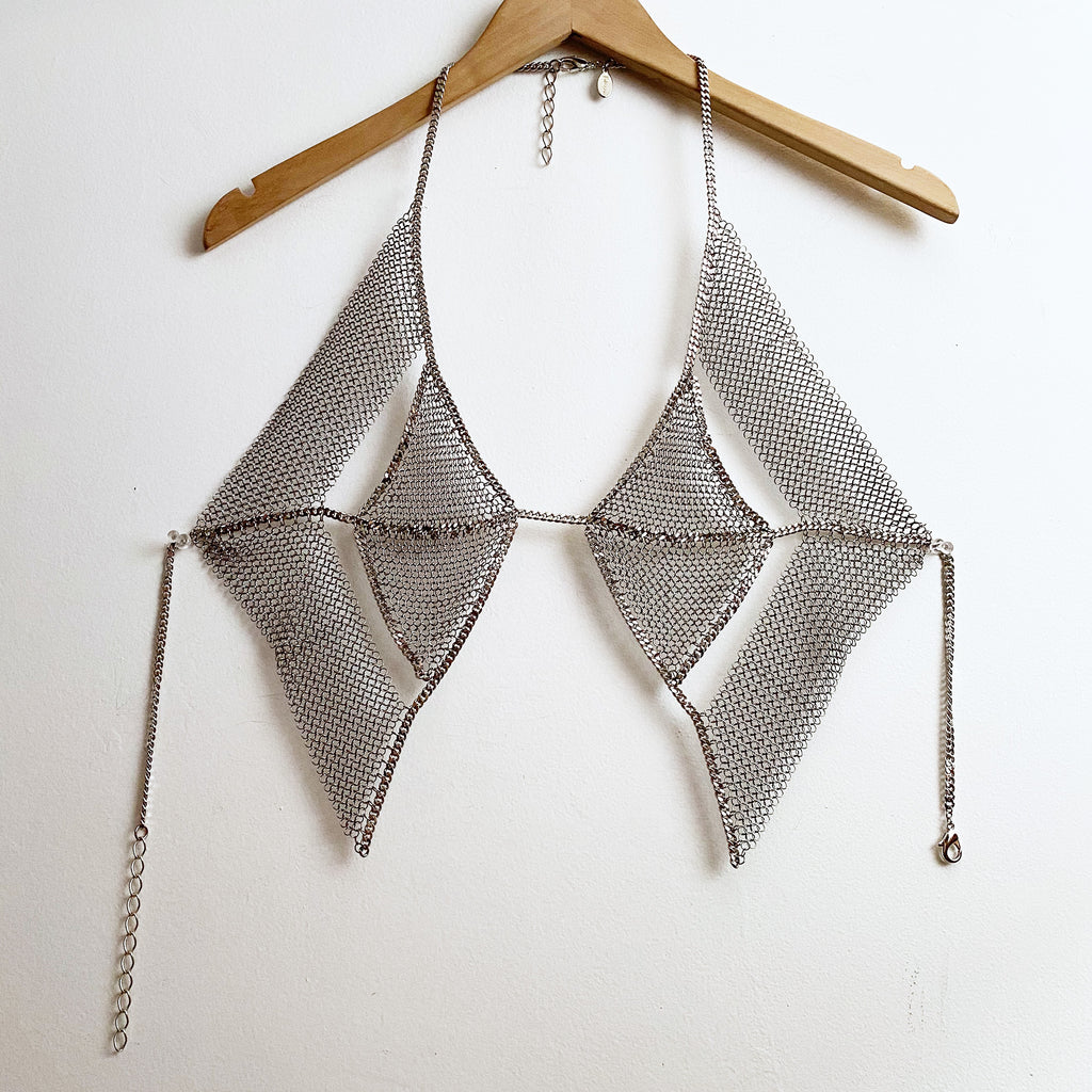 Chainmail Breastplate, Unisex, Halter Top, 4 in 1 Chainmail Front With  Crisscross Straps, 14 Wide X 9.5 Long, 1 Wide Straps Are 25 Long 